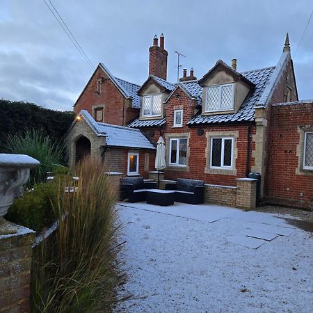 Villa Old School Bromeswell Esterno foto
